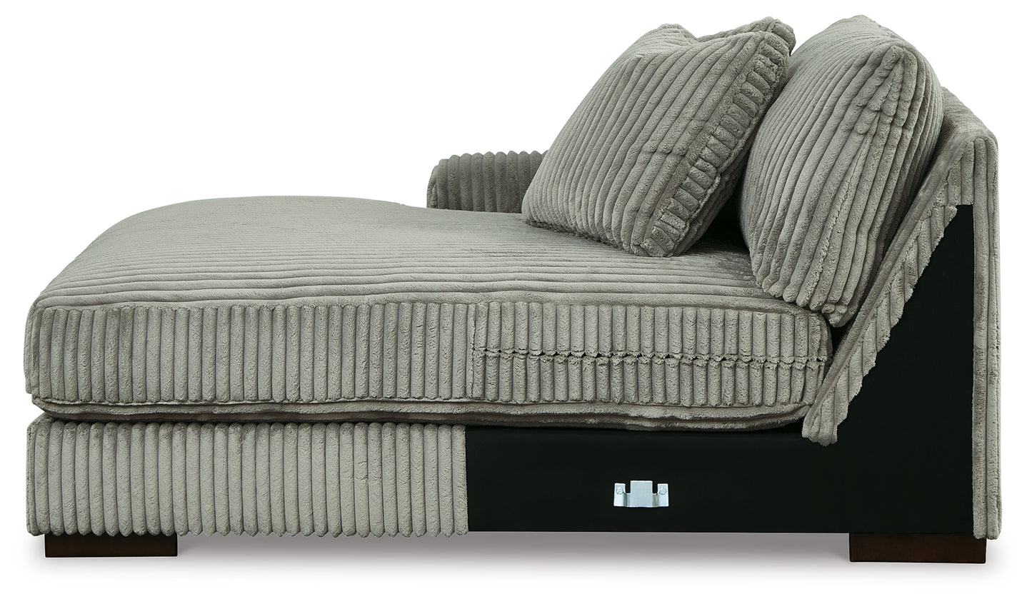 Lindyn 3-Piece Sectional with Double Chaise
