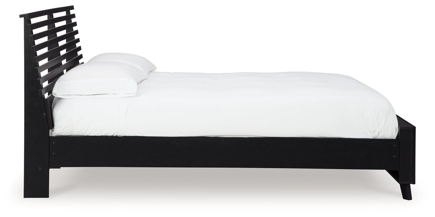 Danziar King Slat Panel Bed