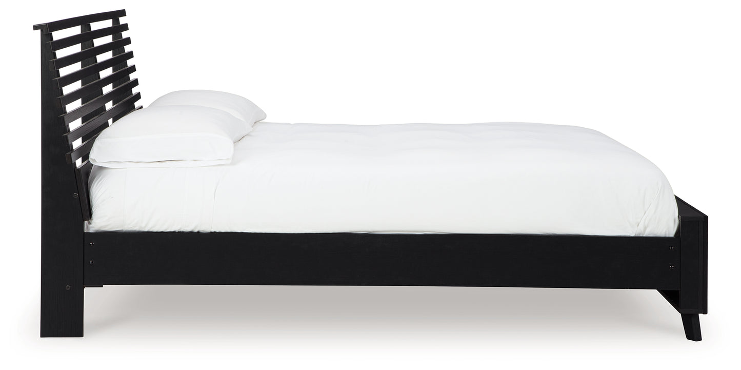 Danziar King Slat Panel Bed