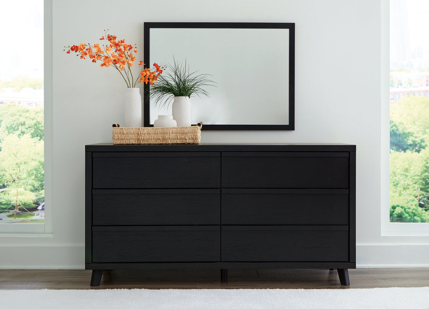 Danziar Queen Bed, Dresser, Mirror, Chest and Nightstand