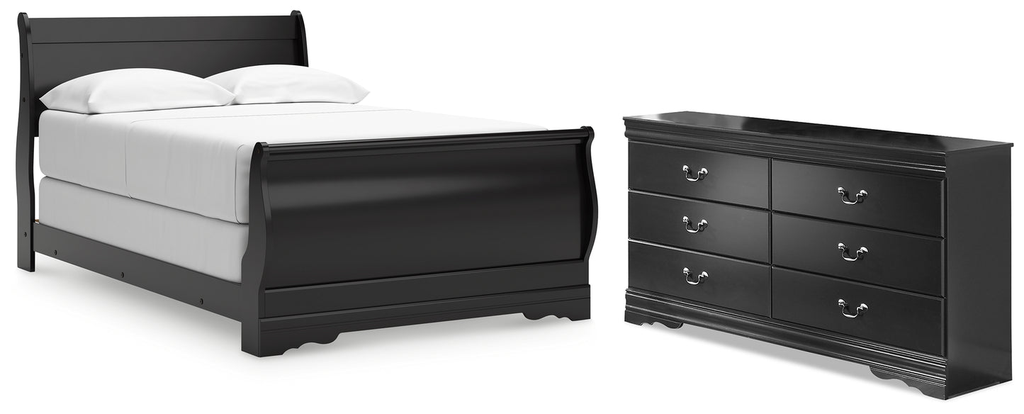 Huey Vineyard Full Sleigh Bed and Dresser