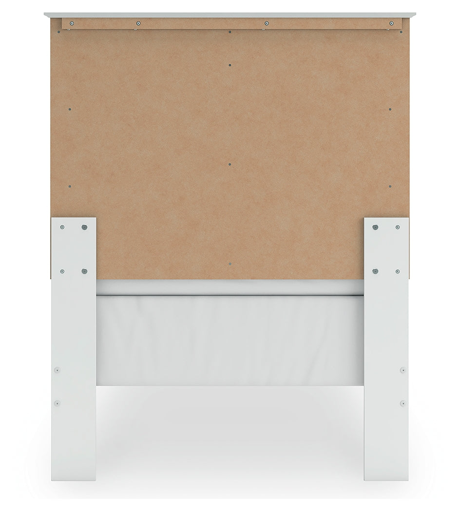 Bostwick Shoals Twin Panel Bed, Chest and Nightstand