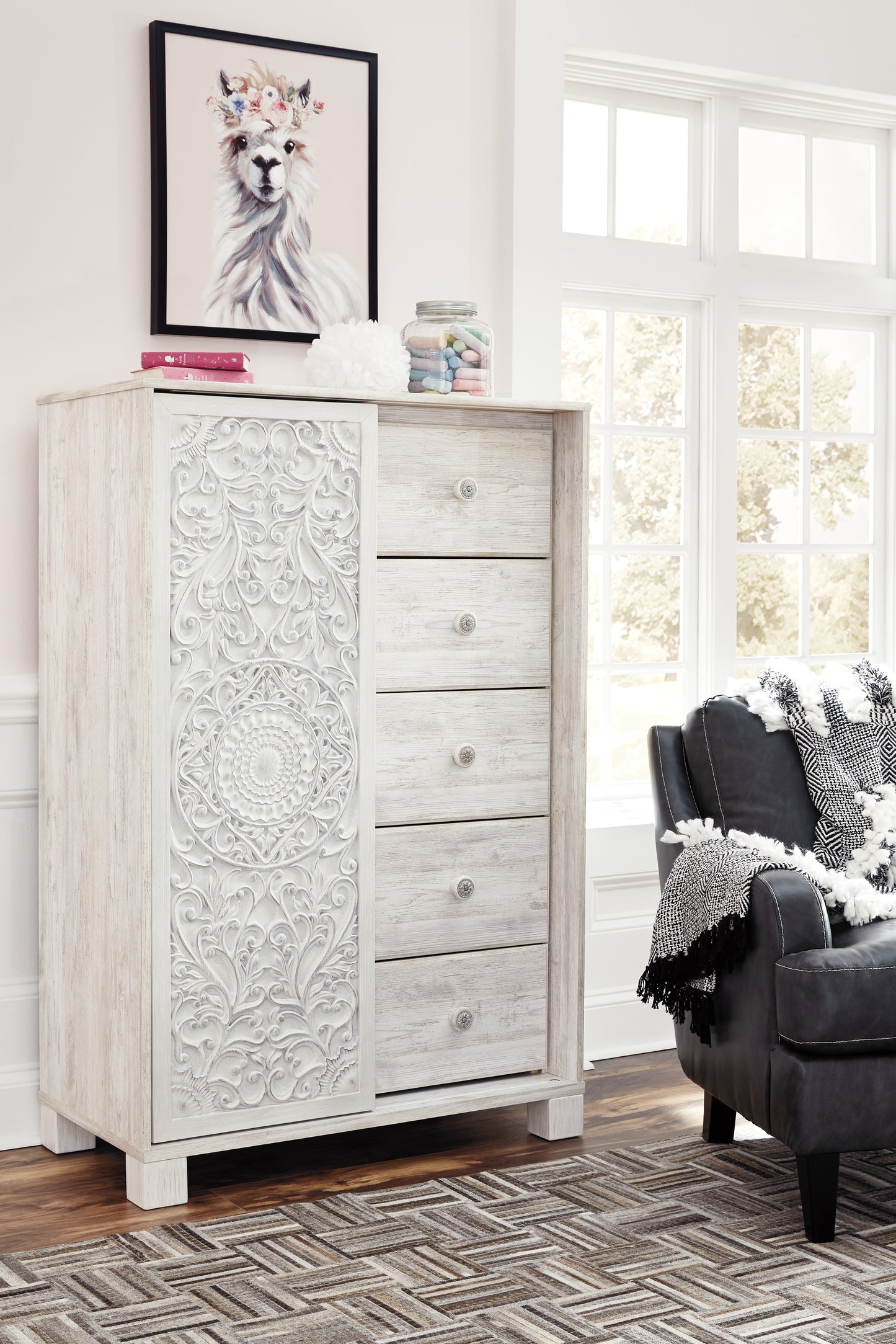 Paxberry Queen Panel Bed, Dresser, Mirror, Chest and Nightstand