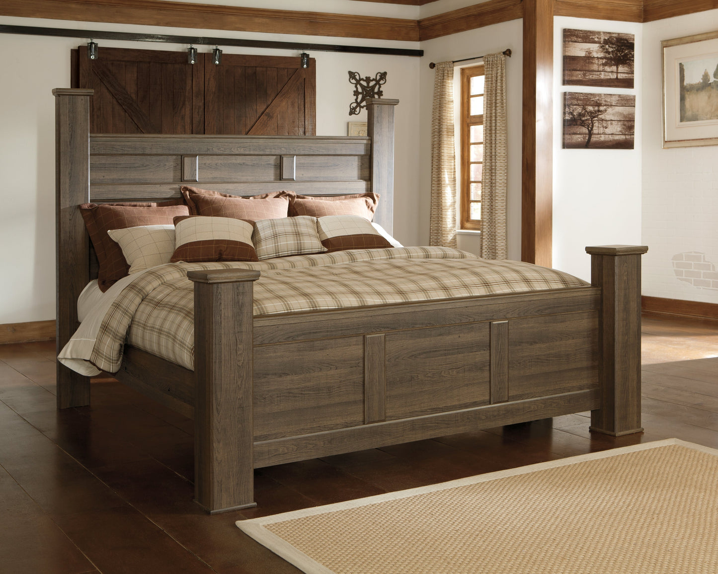 Juararo King Poster Bed, Dresser, Mirror and Chest