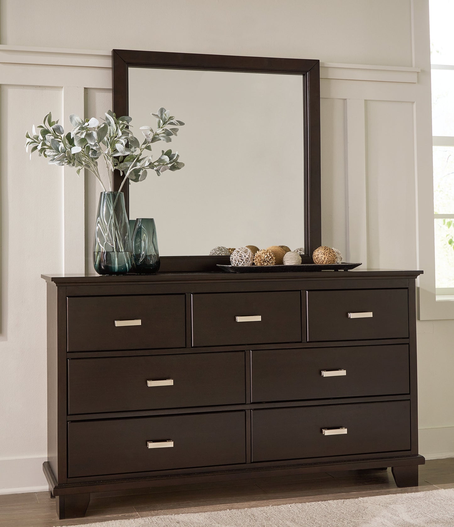 Covetown King Panel Bed, Dresser and Mirror