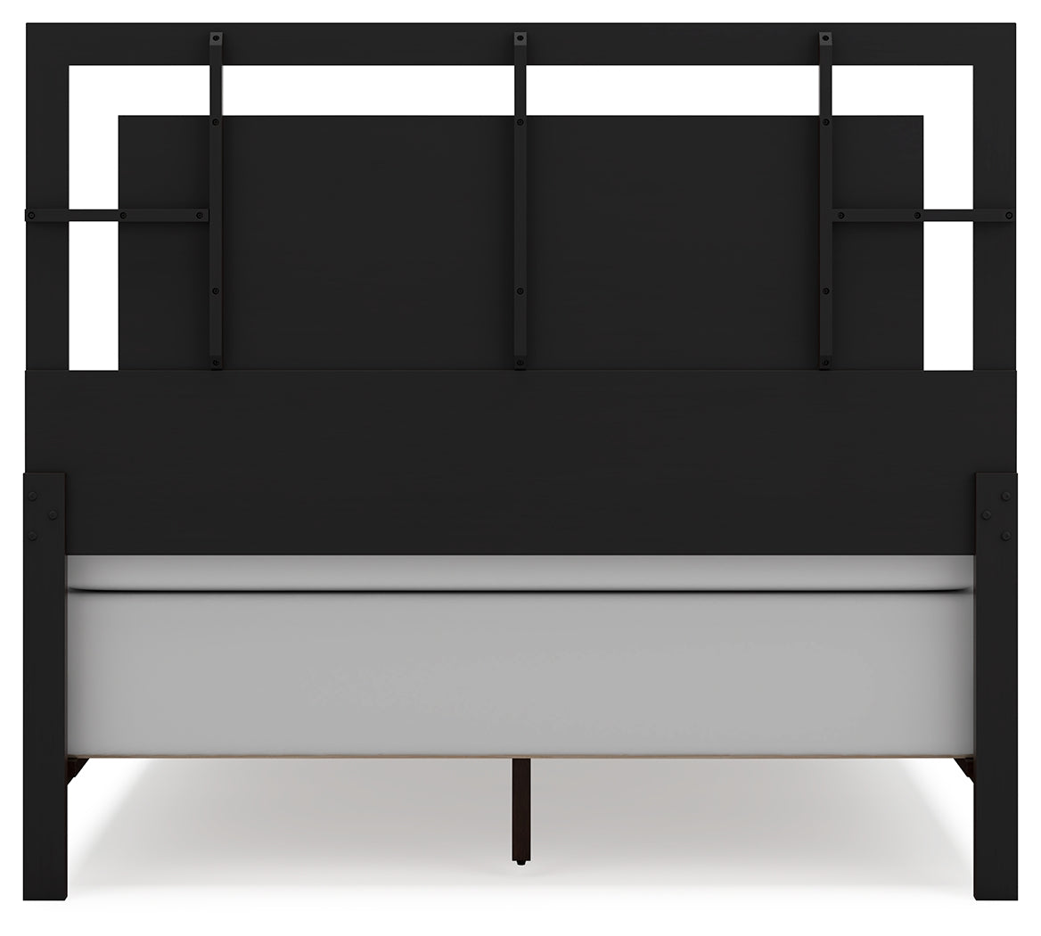 Covetown Queen Panel Bed and Nightstand
