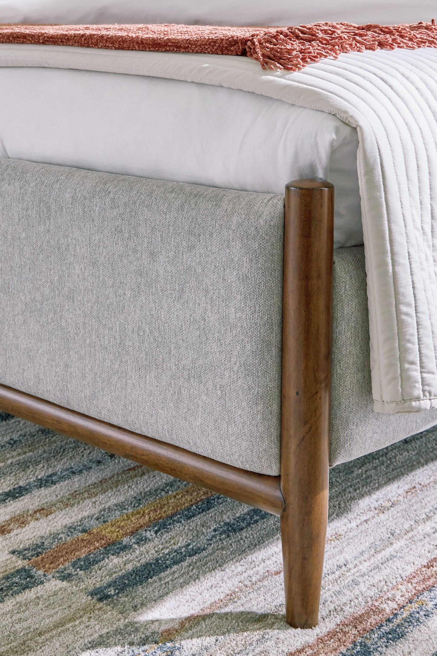 Lyncott Queen Upholstered Bed, Dresser and Mirror