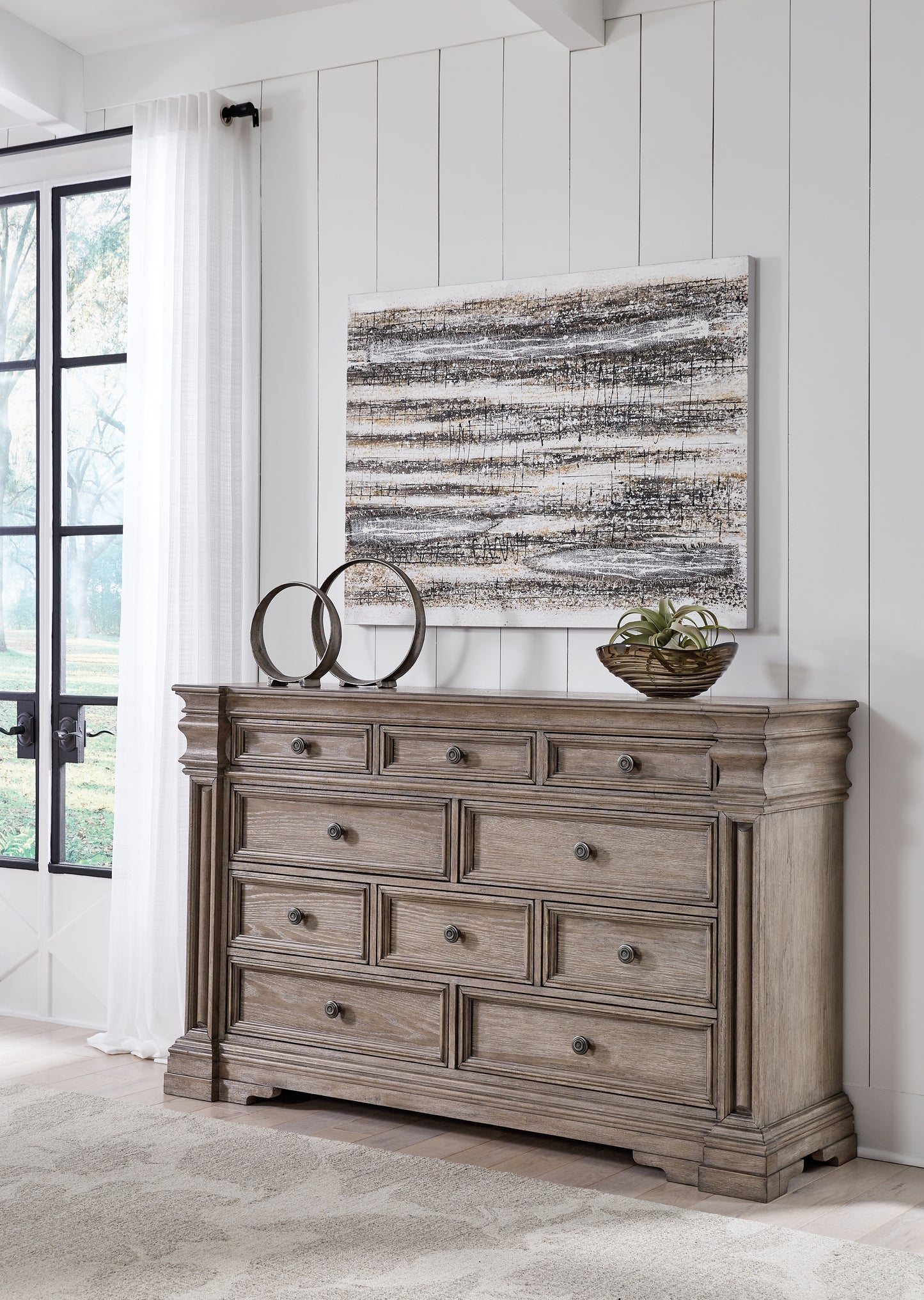 Blairhurst King Panel Bed, Dresser, Chest and 2 Nightstands