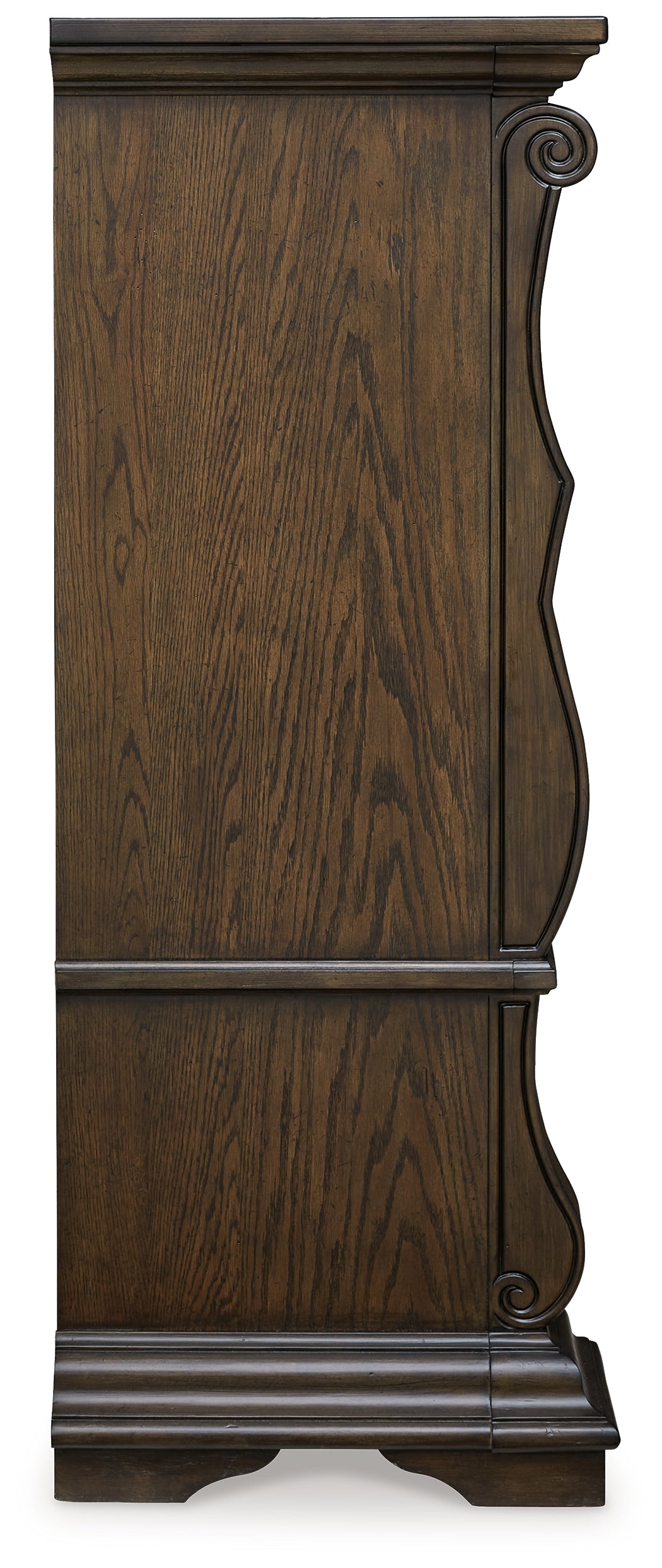 Maylee Queen Panel Bed, Dresser, Mirror, Chest and 2 Nightstands