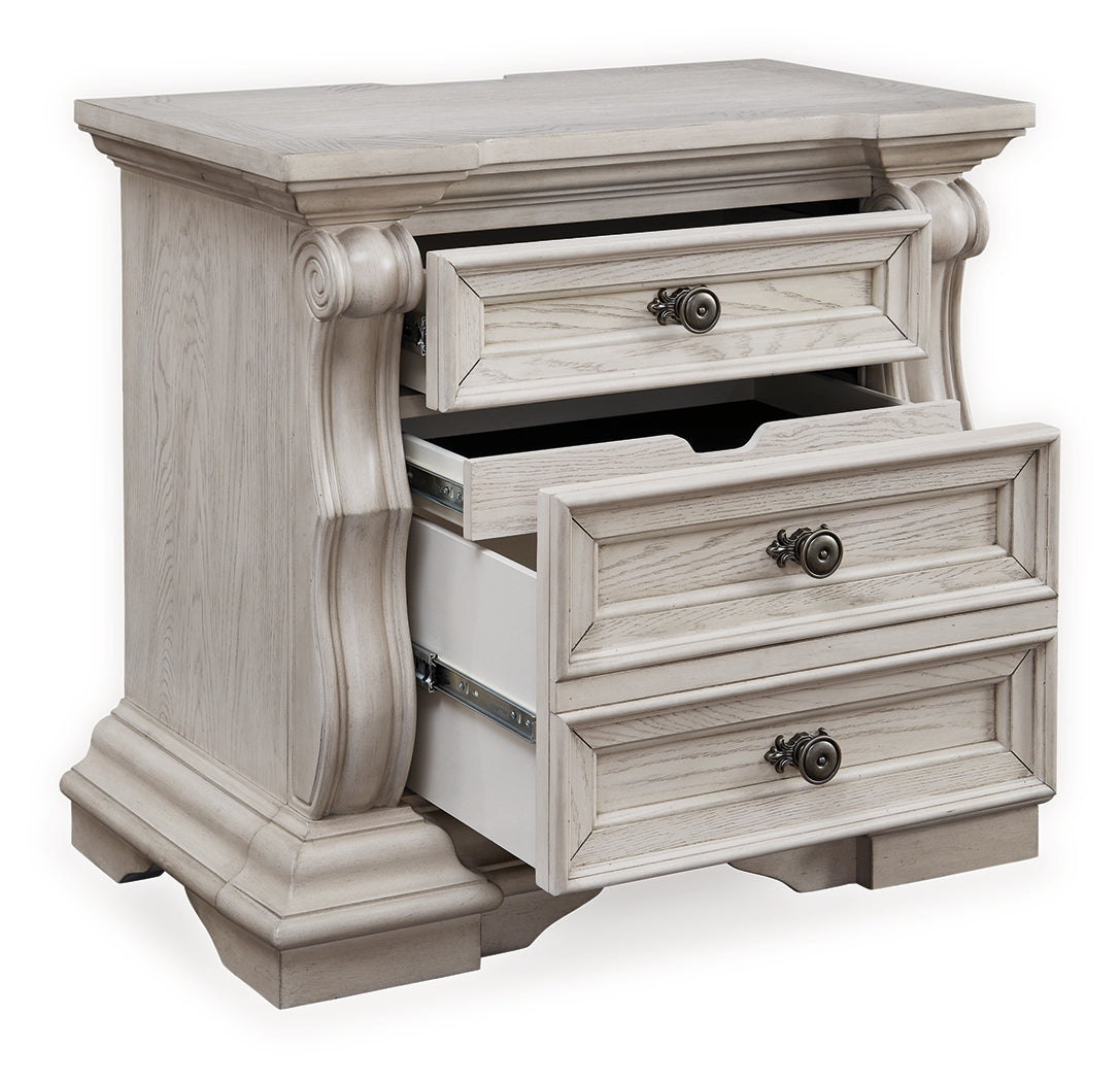 Bruchandi Nightstand