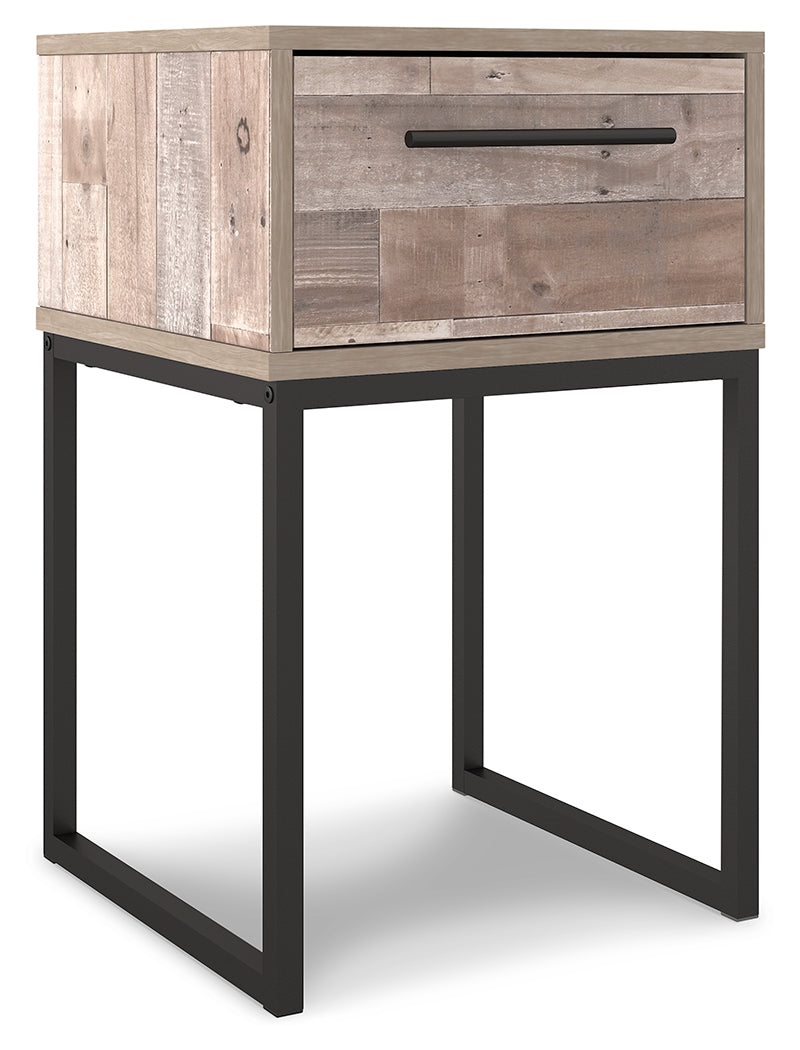 Neilsville Queen Platform Bed, Dresser, Chest and 2 Nightstands