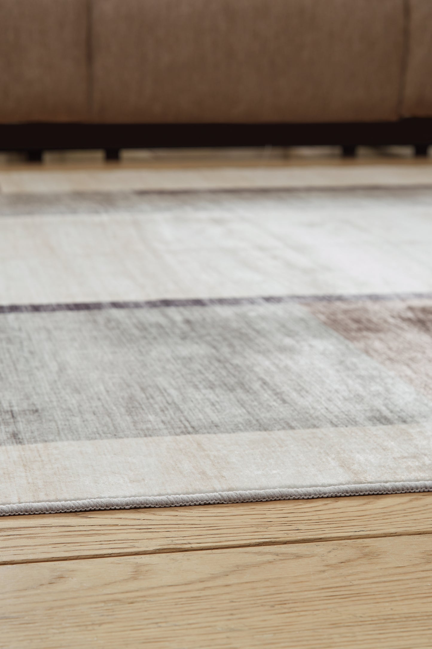 Larkport Washable 5' x 7' Area Rug