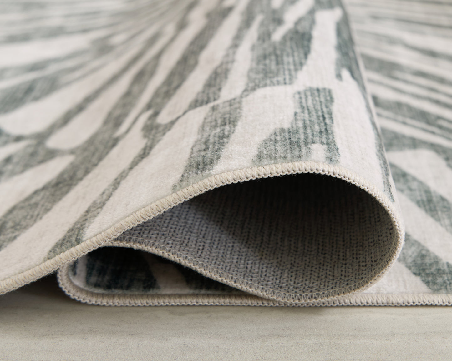 Verland Washable 7'6" x 9'6" Area Rug