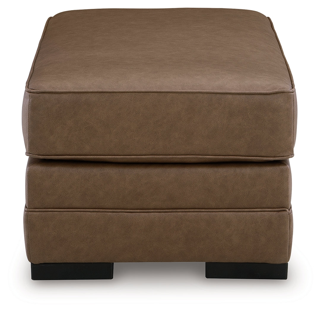 VillaCourt Ottoman