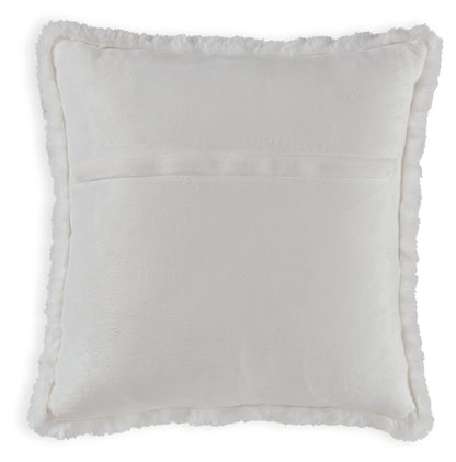 Gariland Pillow (Set of 4)