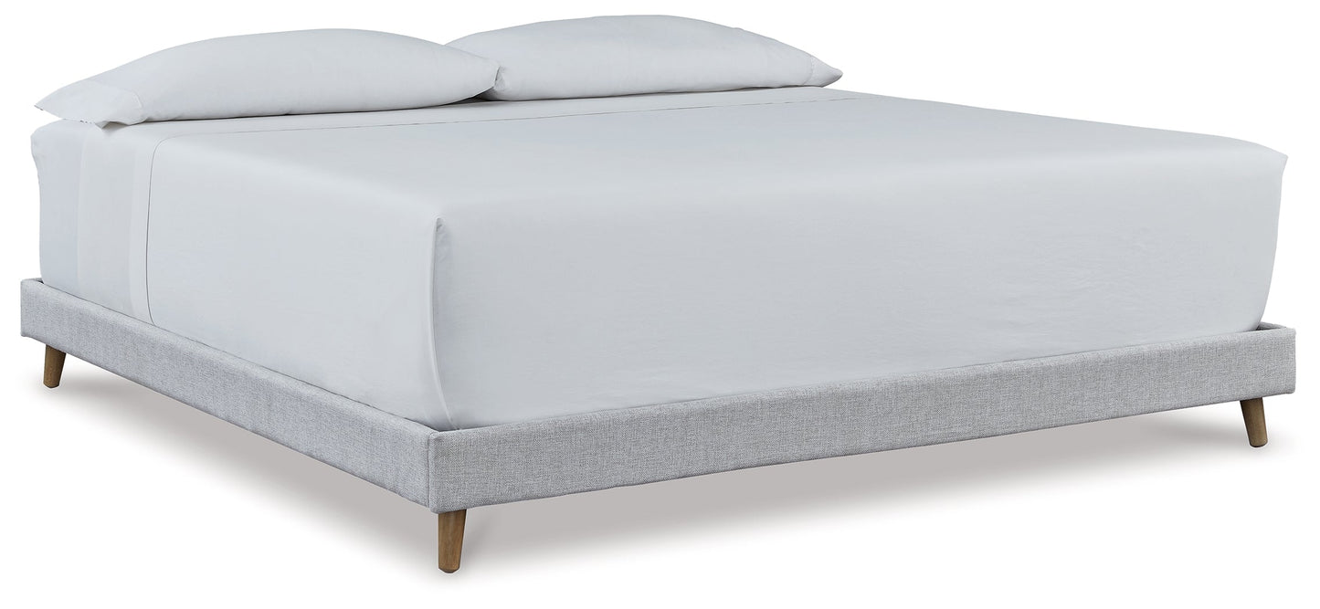 Tannally King Upholstered Platform Bed