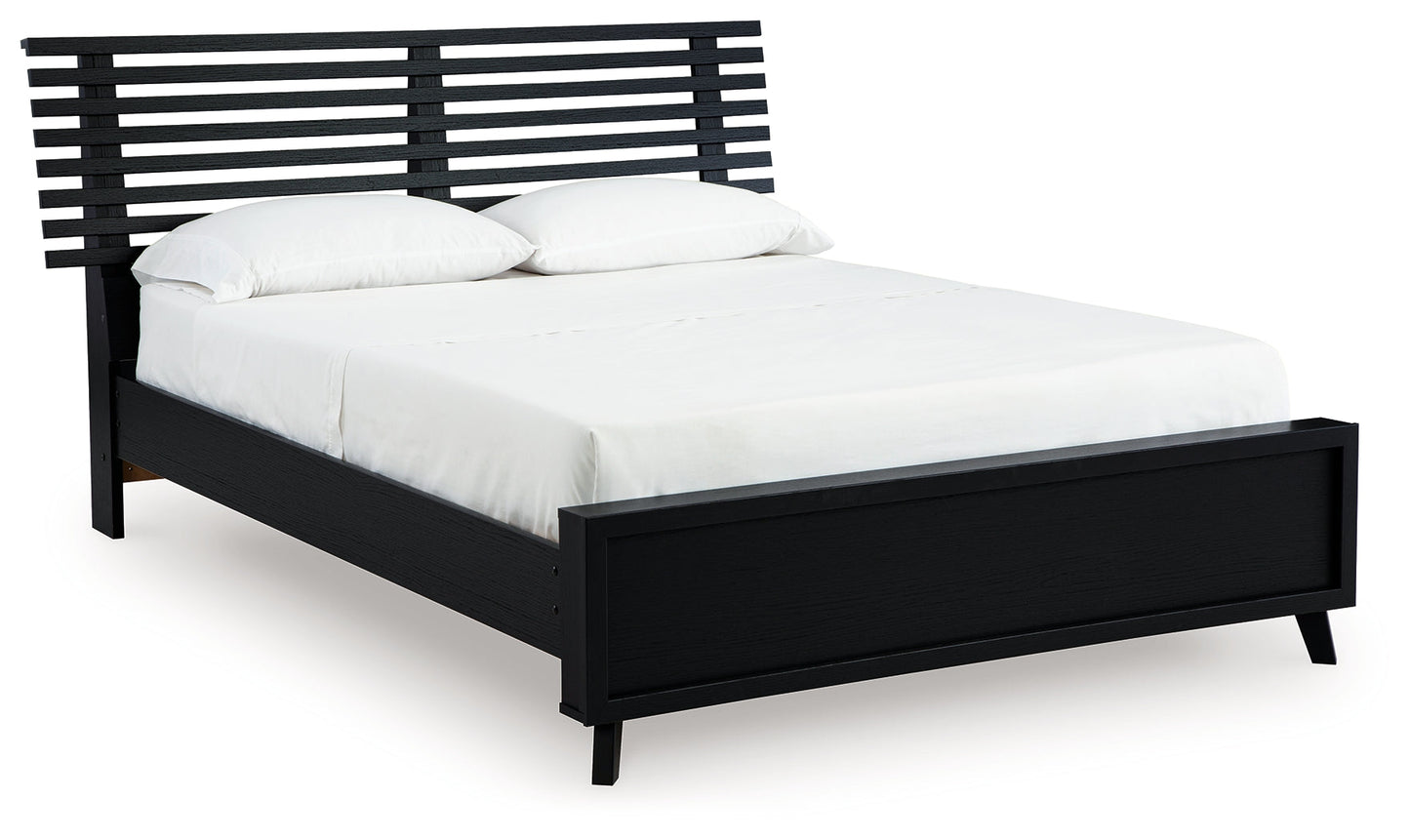 Danziar Queen Slat Panel Bed