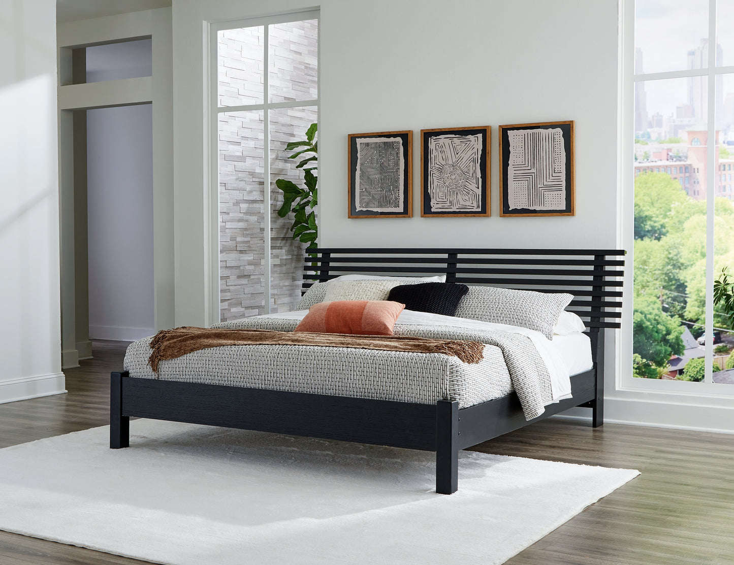 Danziar King Slat Panel Bed