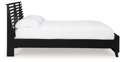 Danziar King Slat Panel Bed