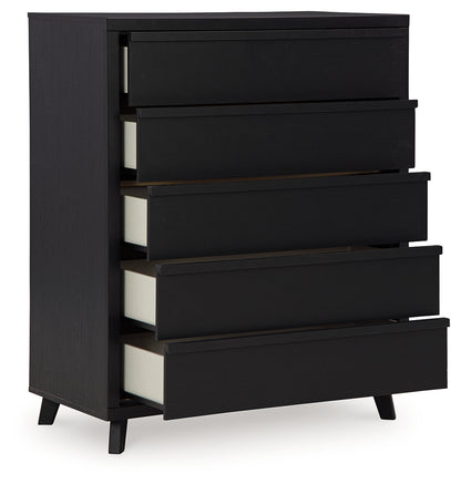 Danziar Queen Bed, Dresser, Mirror, Chest and Nightstand