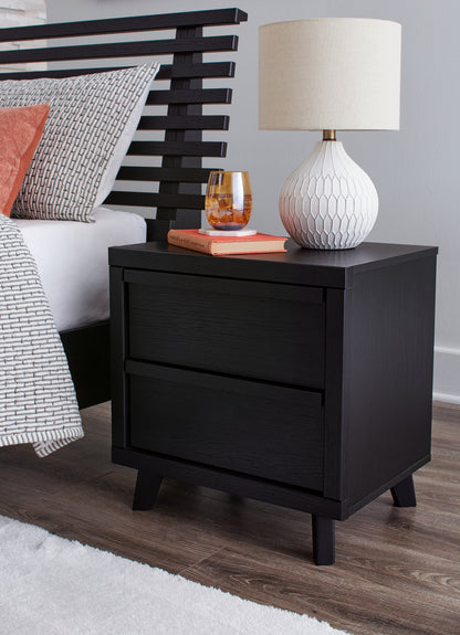 Danziar King Panel Bed, Dresser and 2 Nightstands