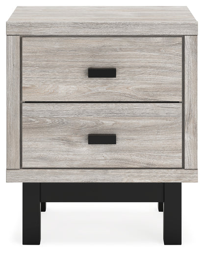 Vessalli King Panel Bed, Dresser, Mirror and 2 Nightstands