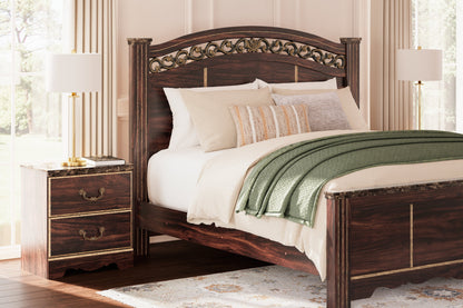 Glosmount Queen Poster Bed, Dresser, Mirror and Nightstand