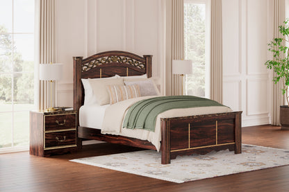 Glosmount Queen Poster Bed, Dresser, Mirror and Nightstand