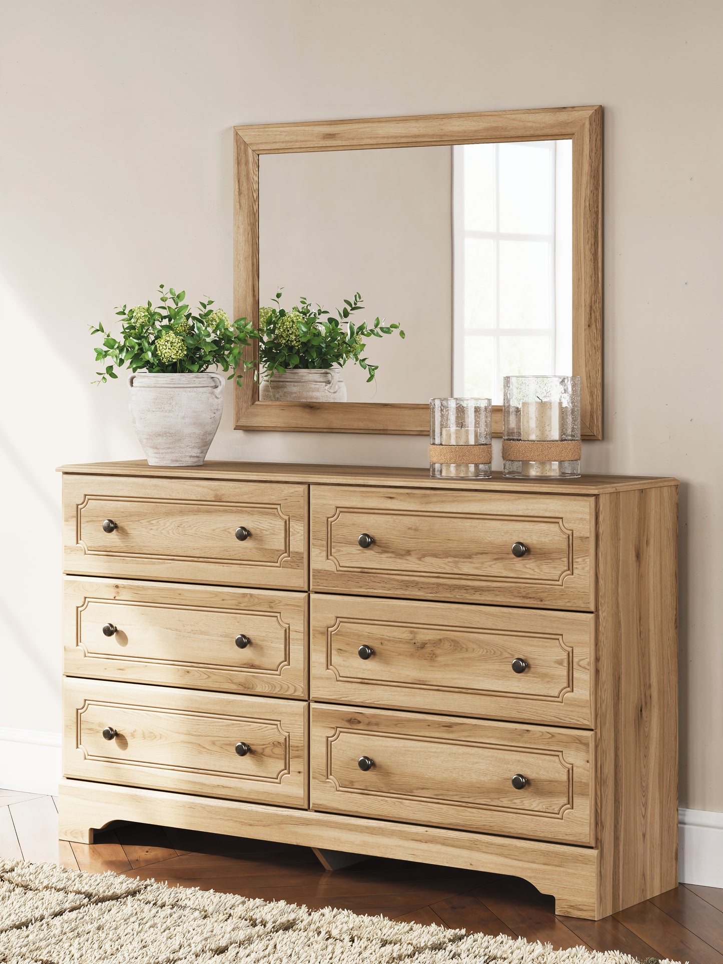 Aleaport King Panel Bed, Dresser, Mirror and Nightstand