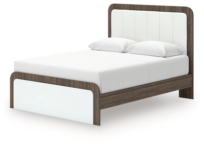 Kendanport Queen Upholstered Platform Bed, Dresser and Mirror