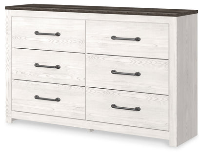 Gerridan Queen Panel Bed, Dresser, Mirror, and 2 Nightstands