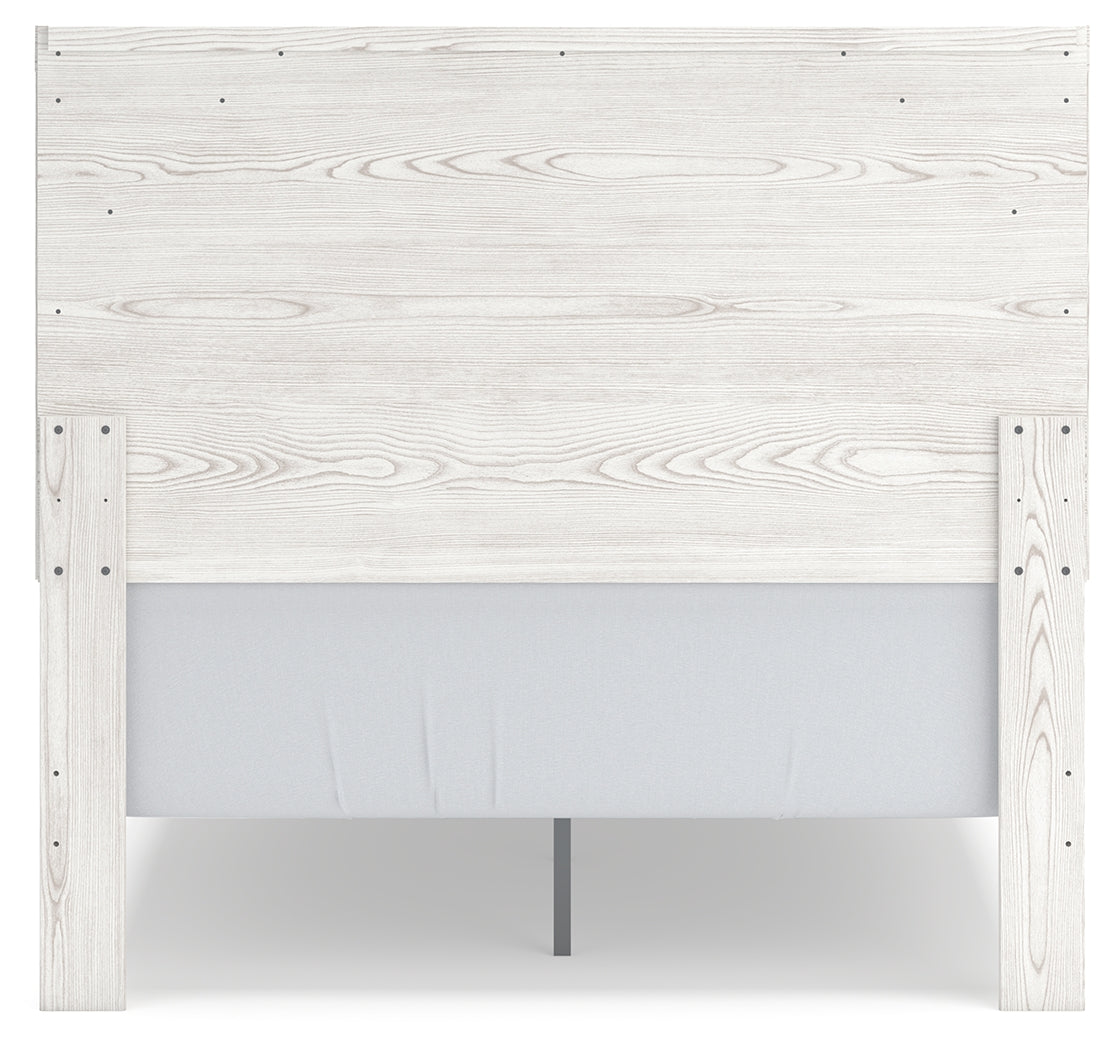 Gerridan Full Panel Bed and Chest