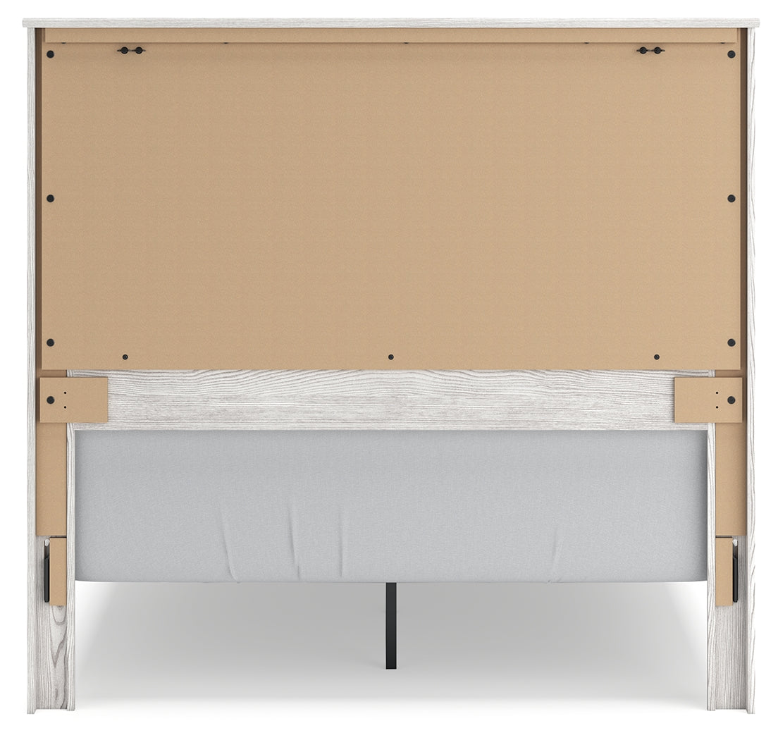 Gerridan Queen Panel Bed, Dresser and Mirror