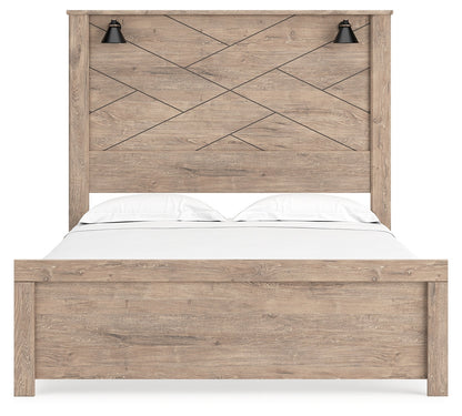 Senniberg Queen Panel Bed, Dresser and Mirror