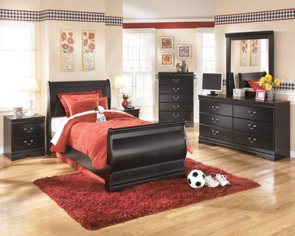 Huey Vineyard Twin Sleight Bed and Dresser