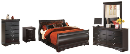 Huey Vineyard Queen Sleigh Bed with Dresser, Mirror, Chest and Nightstand