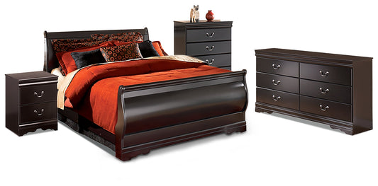 Huey Vineyard Queen Sleigh Bed, Dresser, Chest and Nightstand