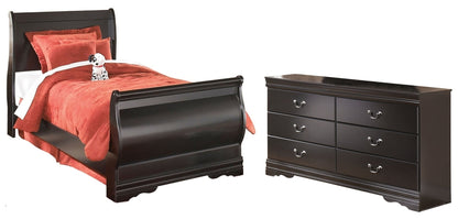 Huey Vineyard Twin Sleight Bed and Dresser