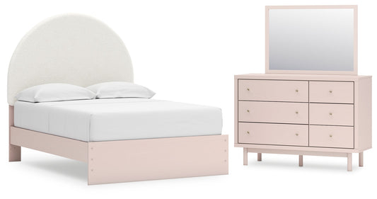 Wistenpine Full Upholstered Panel Bed, Dresser and Mirror