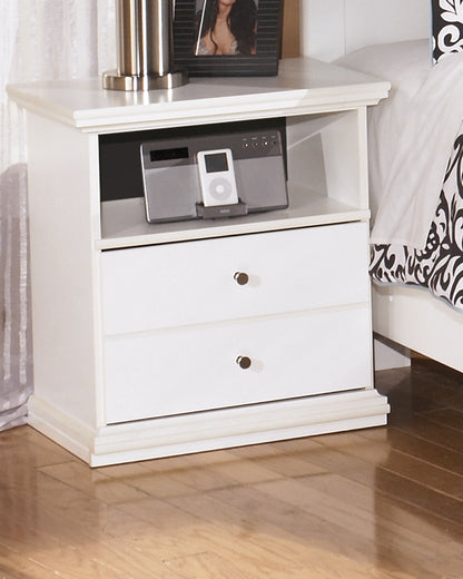 Bostwick Shoals Queen Panel Bed, Cheat and Nightstand