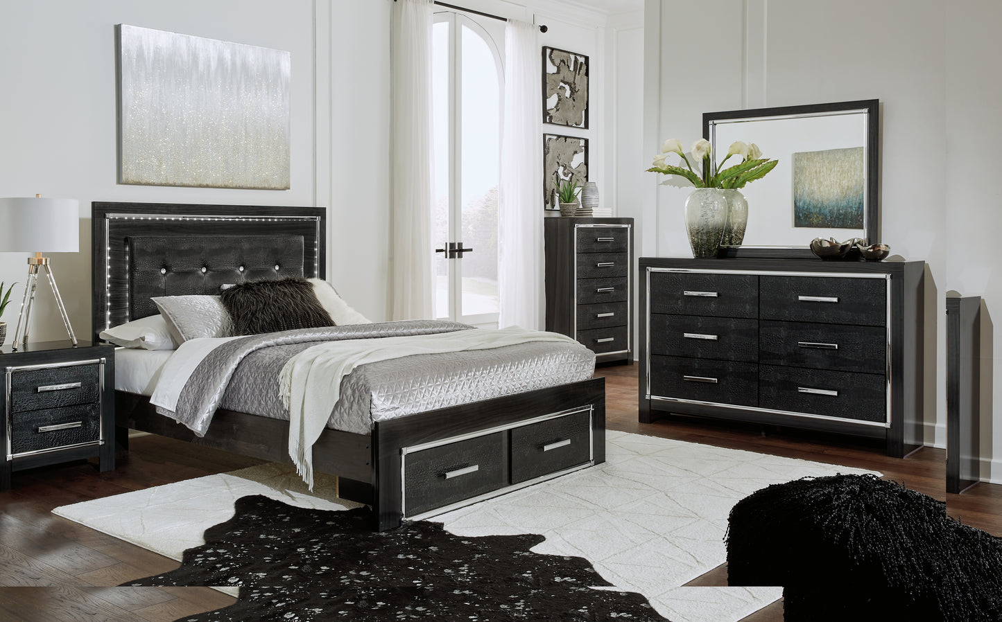 Kaydell Queen Panel Bed with Storage