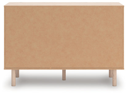 Arloster Dresser