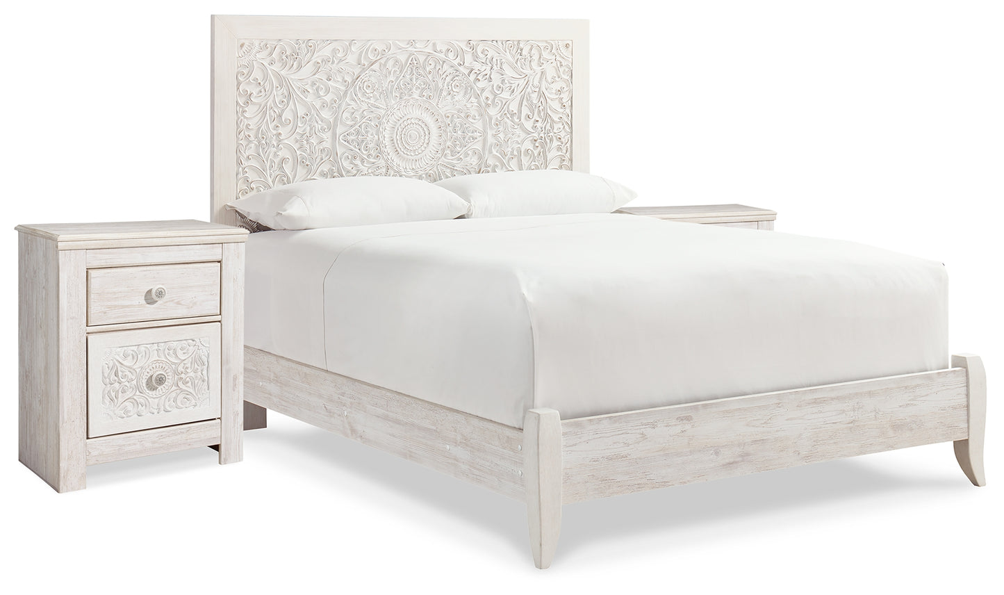 Paxberry Queen Panel Bed and 2 Nightstands