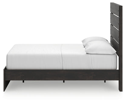 Hollivern Full Panel Bed with Storage