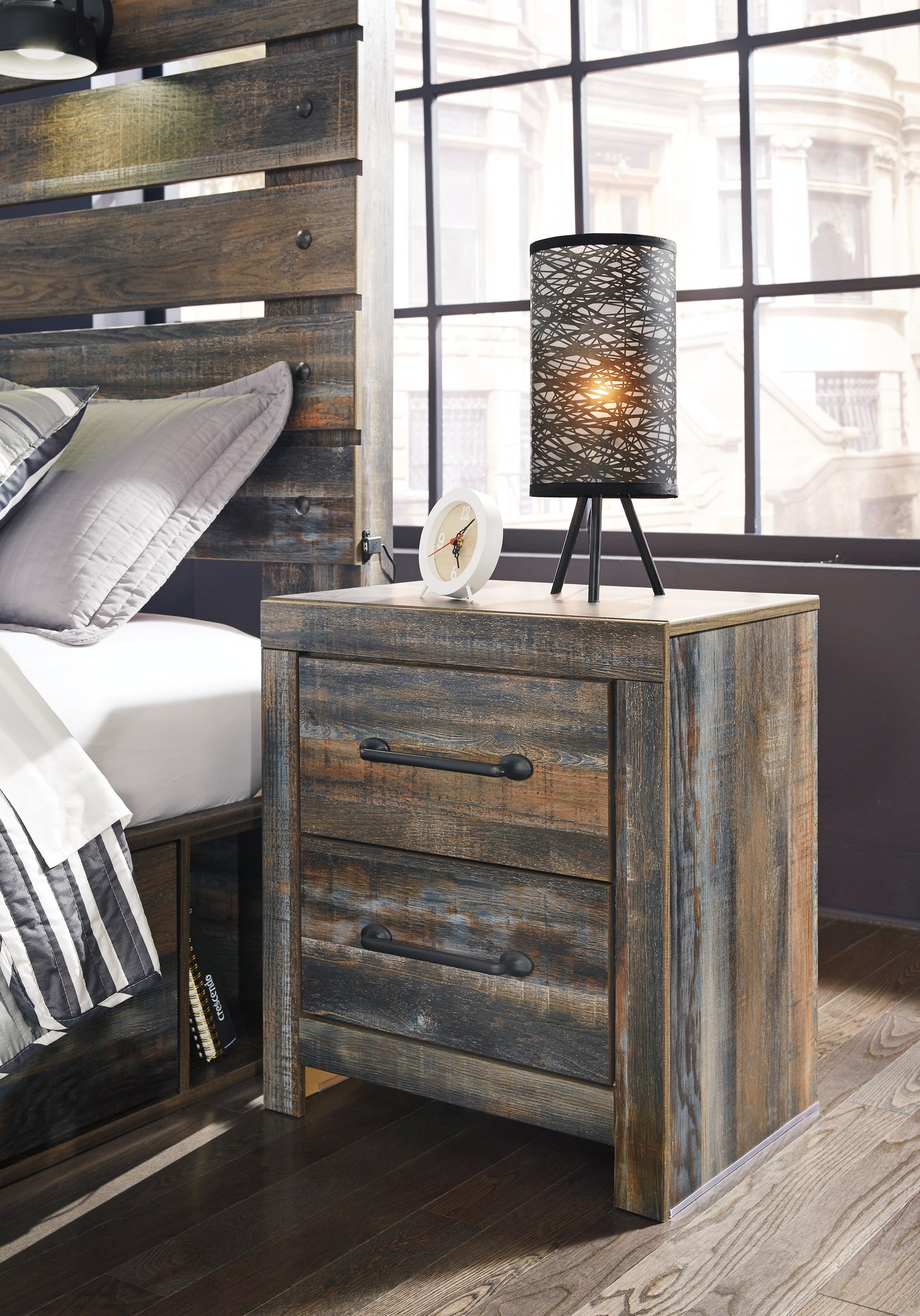 Drystan King Panel Bed, Dresser, Mirror and 2 Nightstands