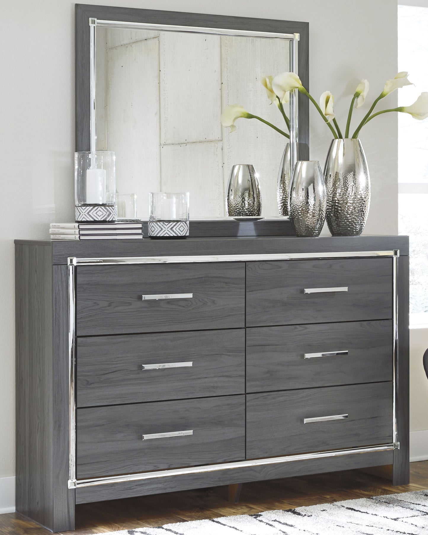 Lodanna King/Cal King Panel Headboard, Dresser, Mirror and 2 Nightstands