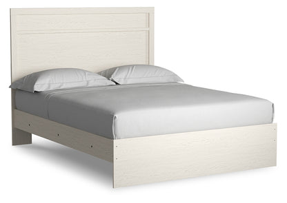 Stelsie Queen Panel Bed with Dresser, Mirror and Nightstand