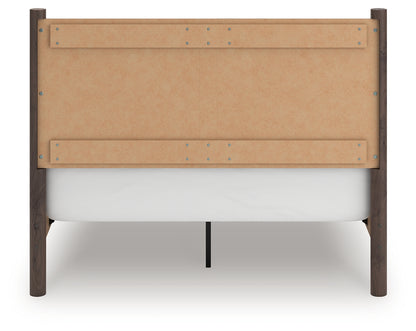 Pamytta Queen Panel Bed, Dresser, Mirror and Nightstand