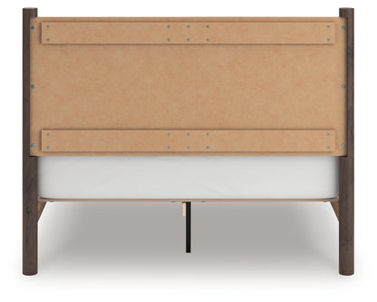 Pamytta Queen Panel Platform Bed, Dresser and Mirror