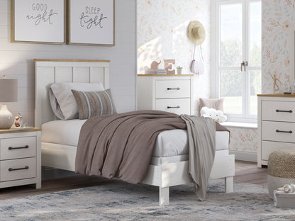 Linnocreek Twin Panel Headboard, Dresser and Mirror